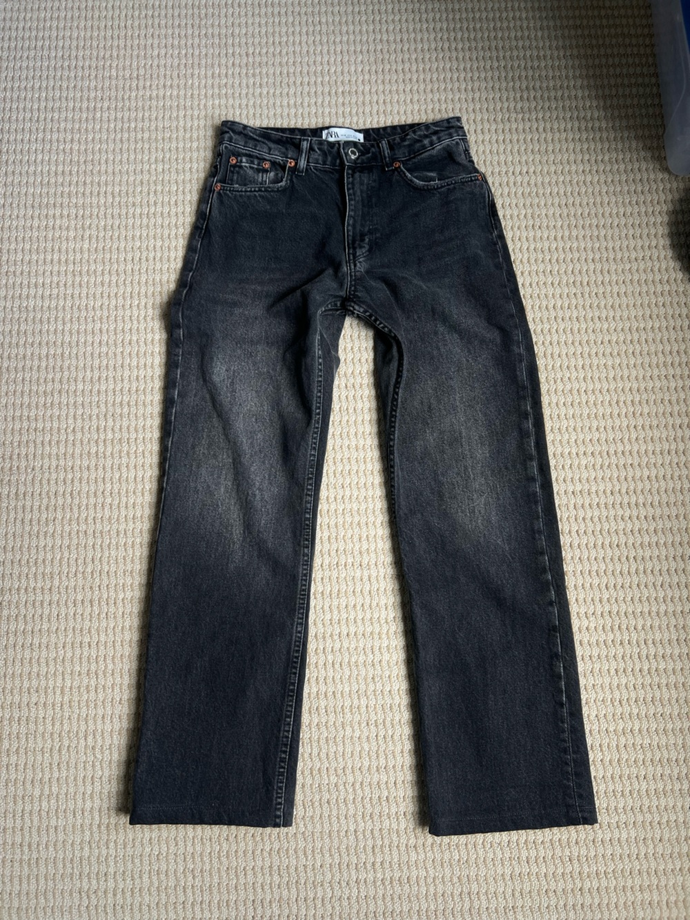 Zara Womans Slim Straight Mid rise Black Jeans